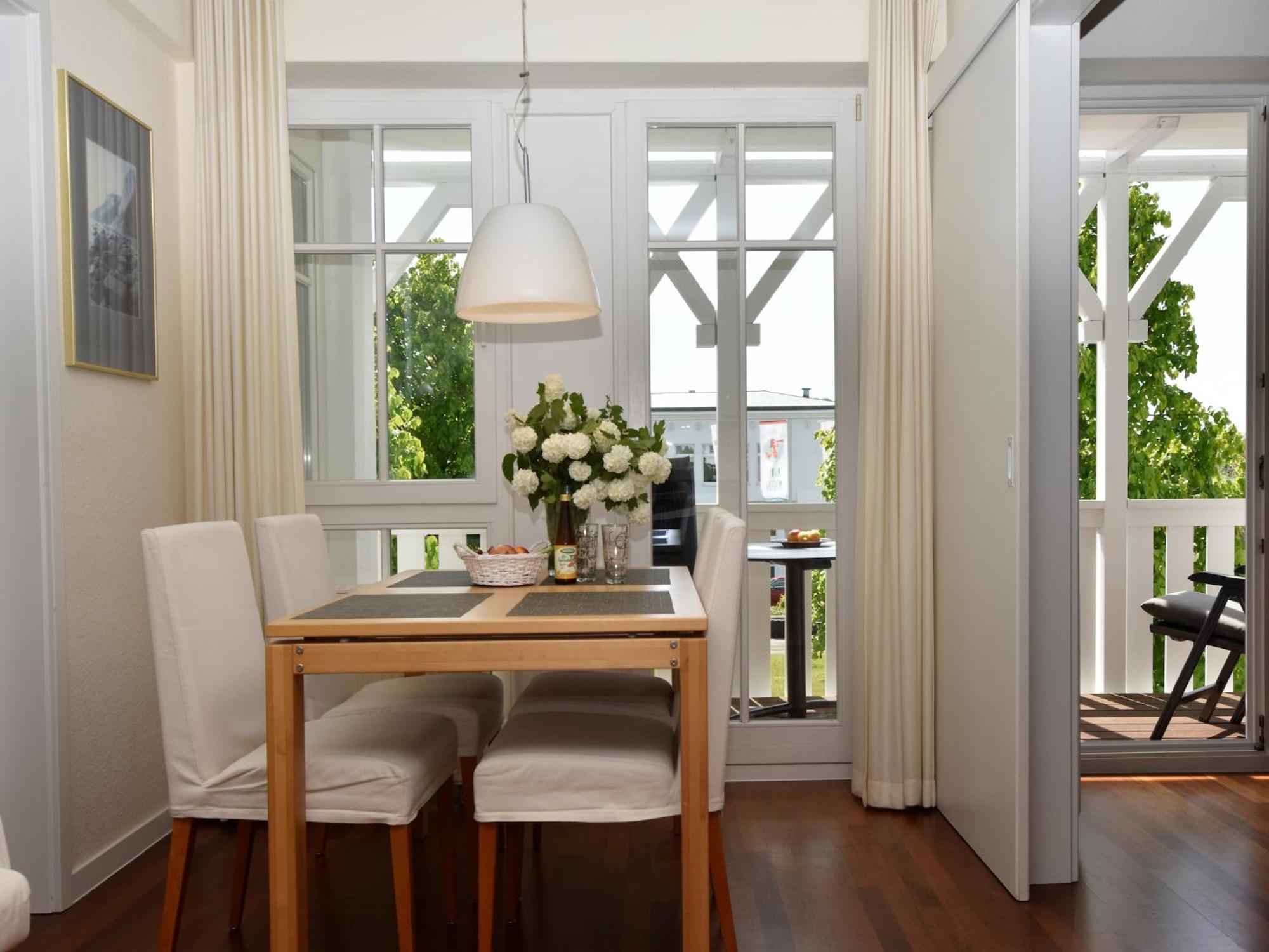 Charming Apartment On Ruegen Island With Balcony Sellin  Exterior foto